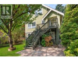 909 W 18TH AVENUE