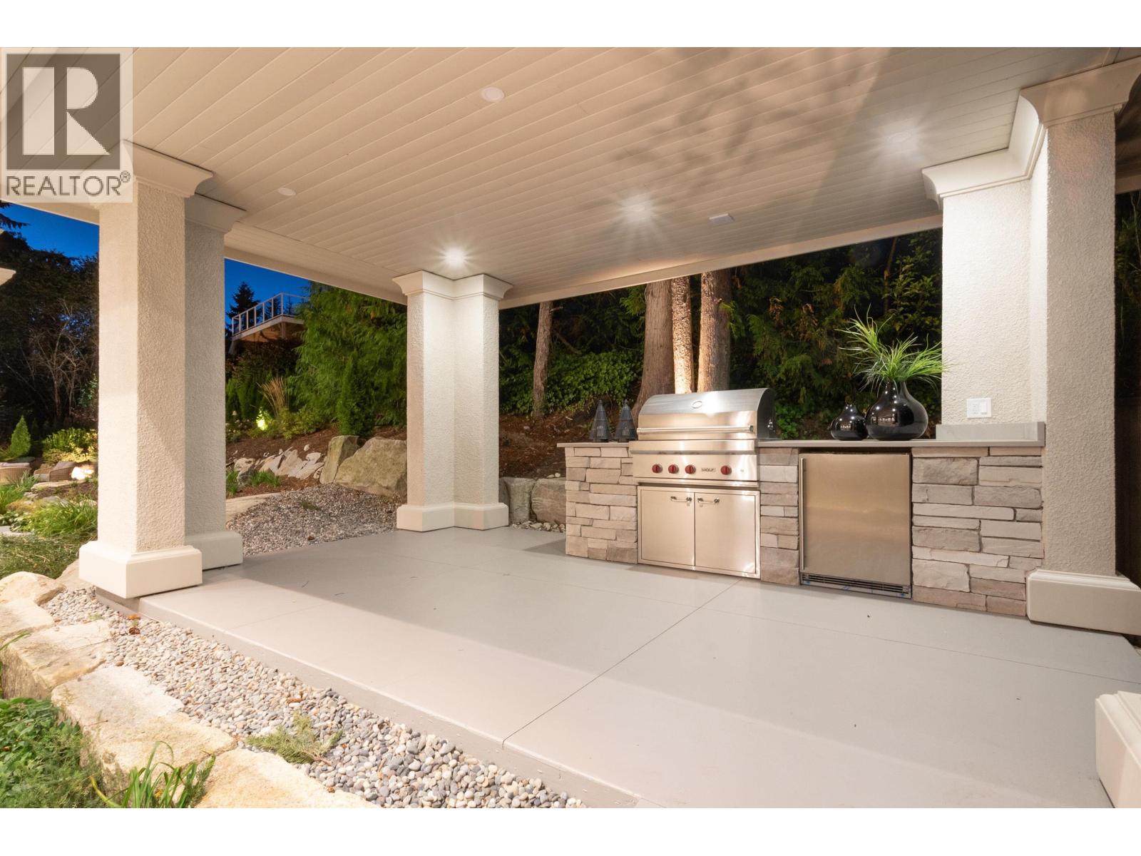 4135 Burkehill Place, West Vancouver, British Columbia  V7V 3M8 - Photo 39 - R3045004