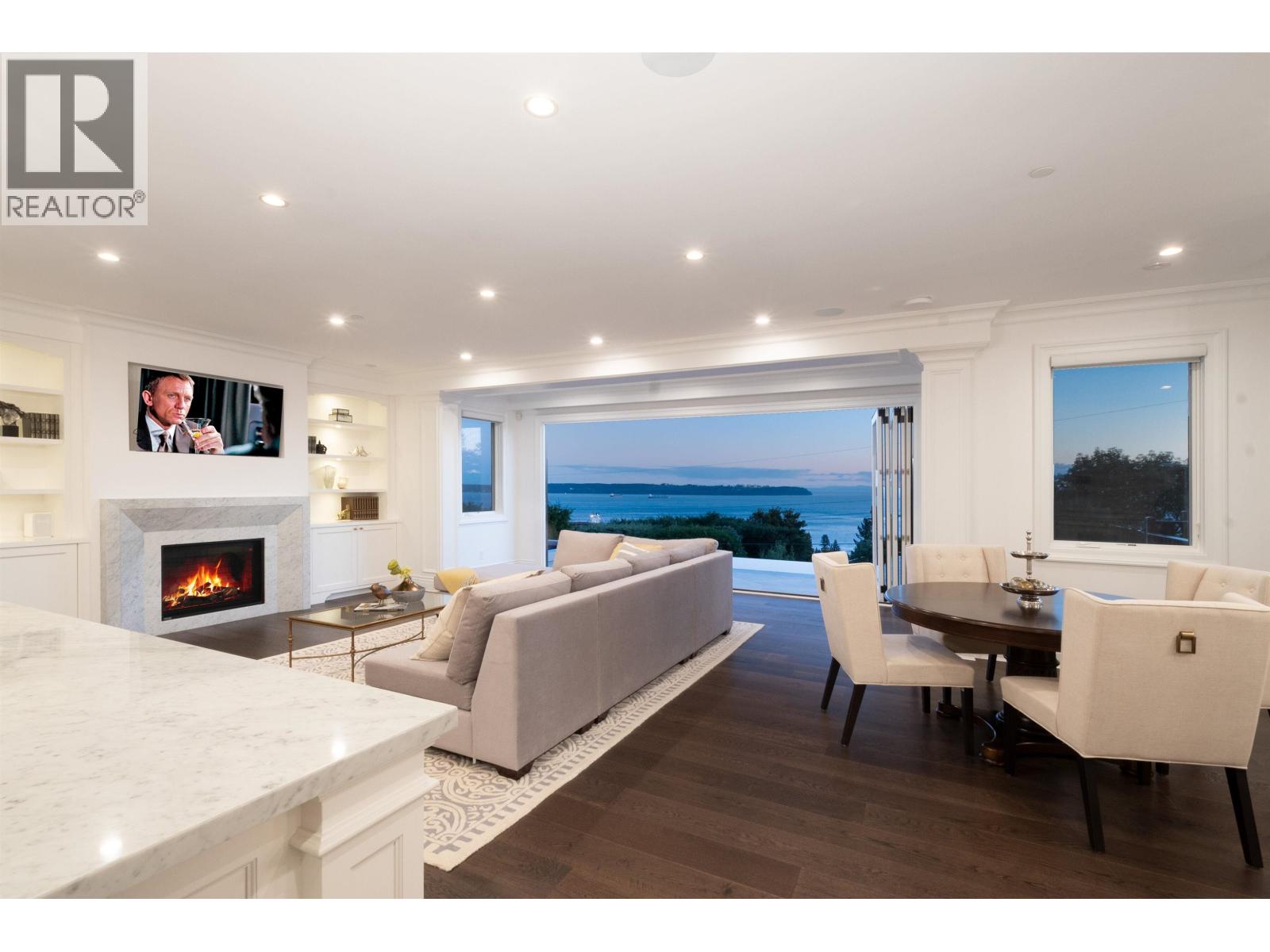 4135 Burkehill Place, West Vancouver, British Columbia  V7V 3M8 - Photo 9 - R3045004