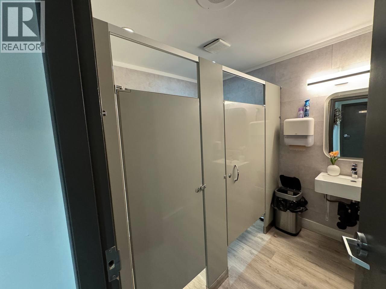 4624 Hastings Street, Burnaby, British Columbia  V5C 2K5 - Photo 8 - C8071989