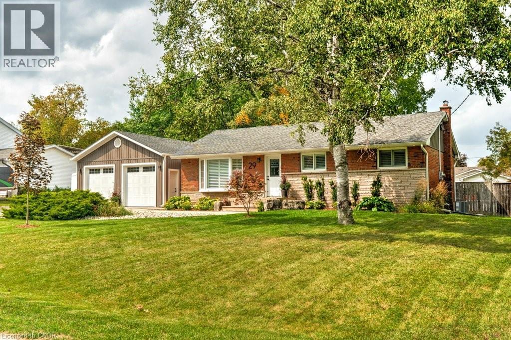 Property at 29 BRIAN Boulevard image 2