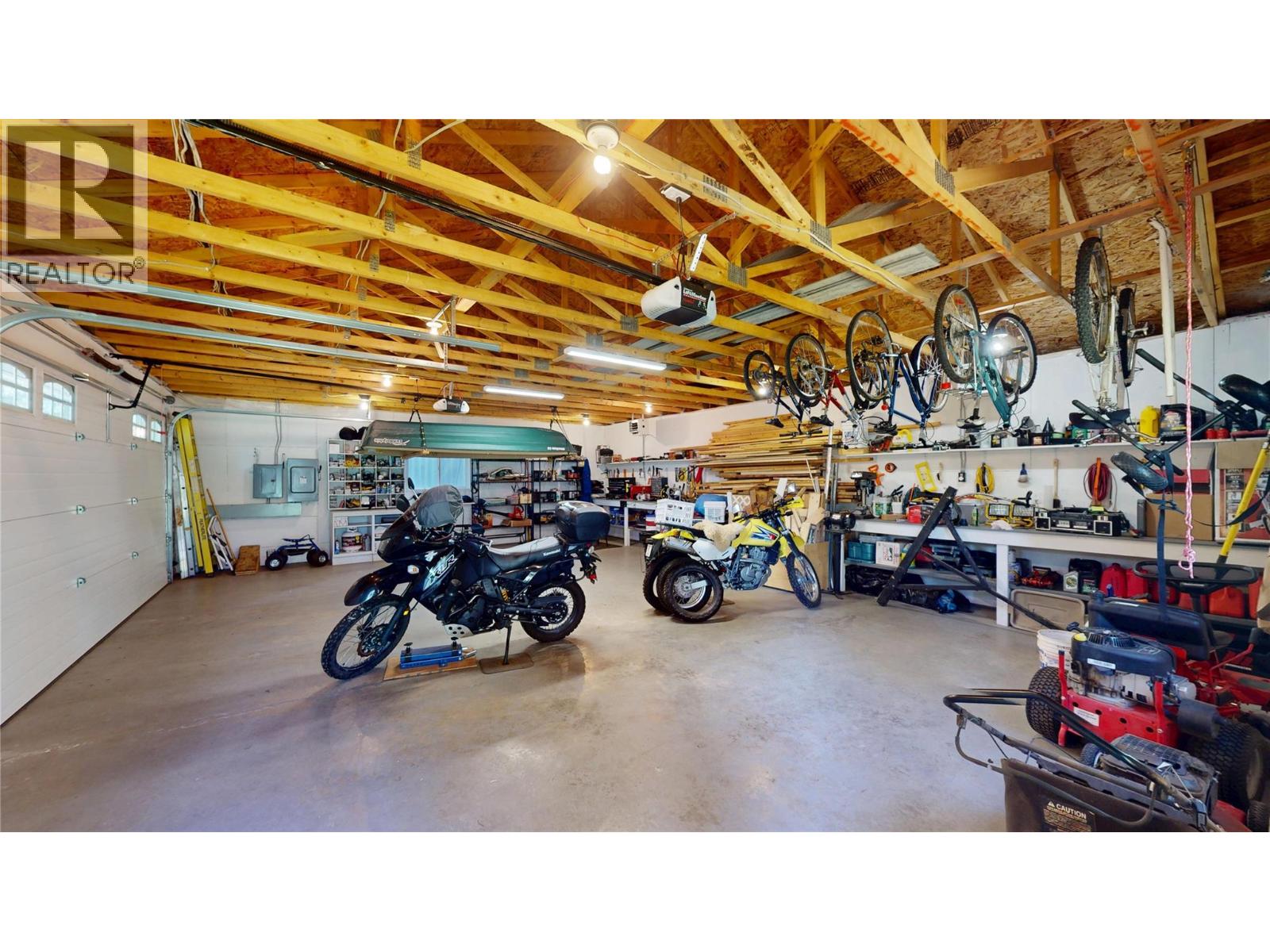 2401 Garbutts Lake Road, Fort Steele, British Columbia  V0B 2J0 - Photo 33 - 10346679