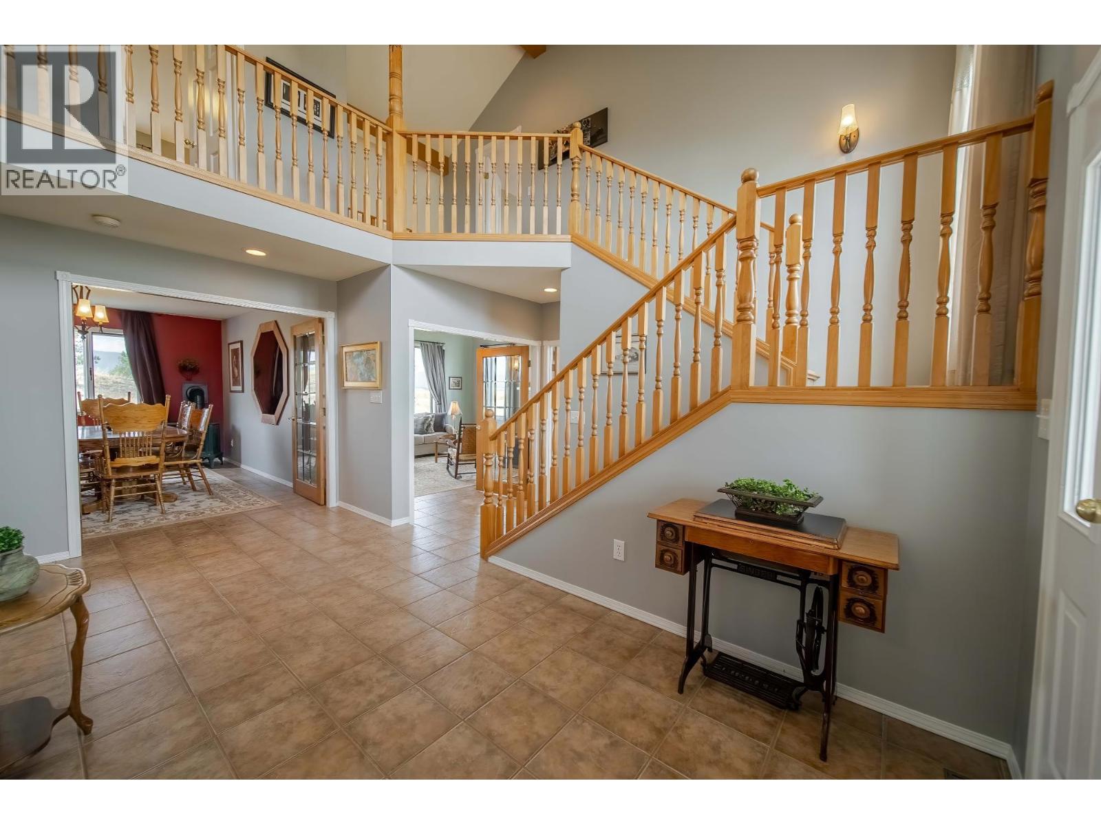 9617 Clearview Road, Cranbrook, British Columbia  V1C 7E2 - Photo 10 - 10359746