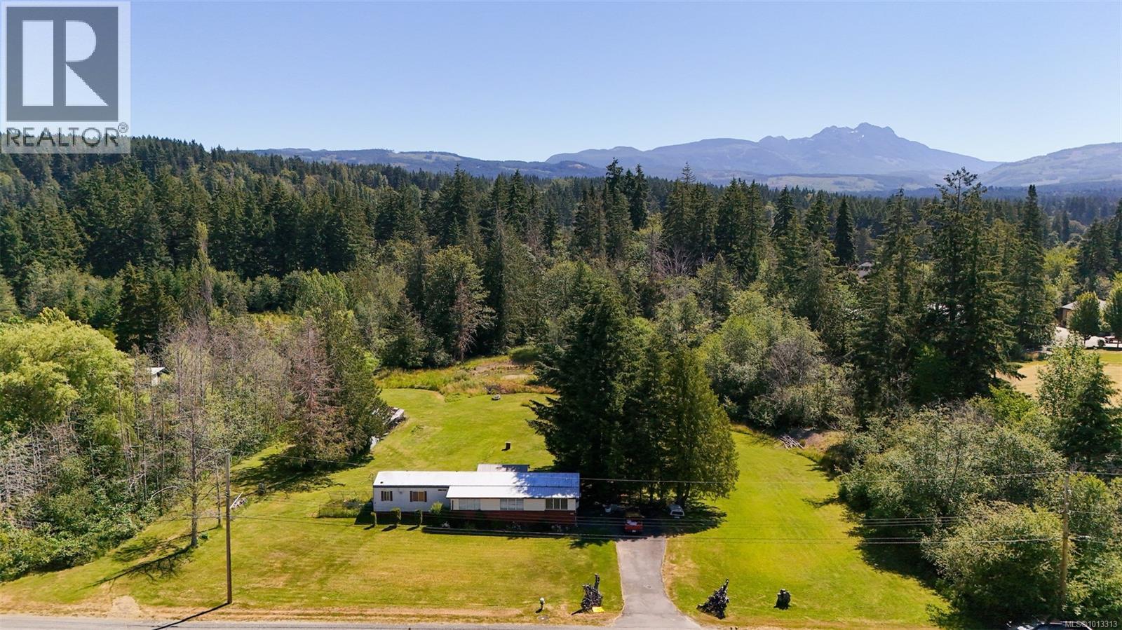 5611 Strick Rd, Port Alberni, British Columbia