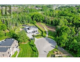2 HONEY LOCUST COURT, Vaughan, Ontario