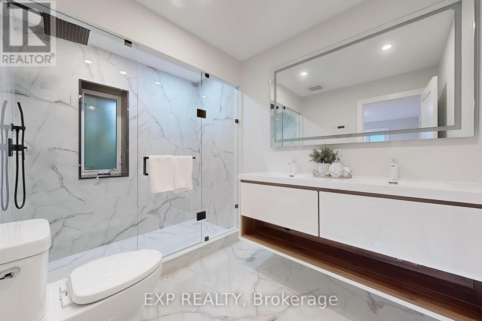 385 Easy Street, Richmond Hill, Ontario  L4C 3Z5 - Photo 46 - N12389907