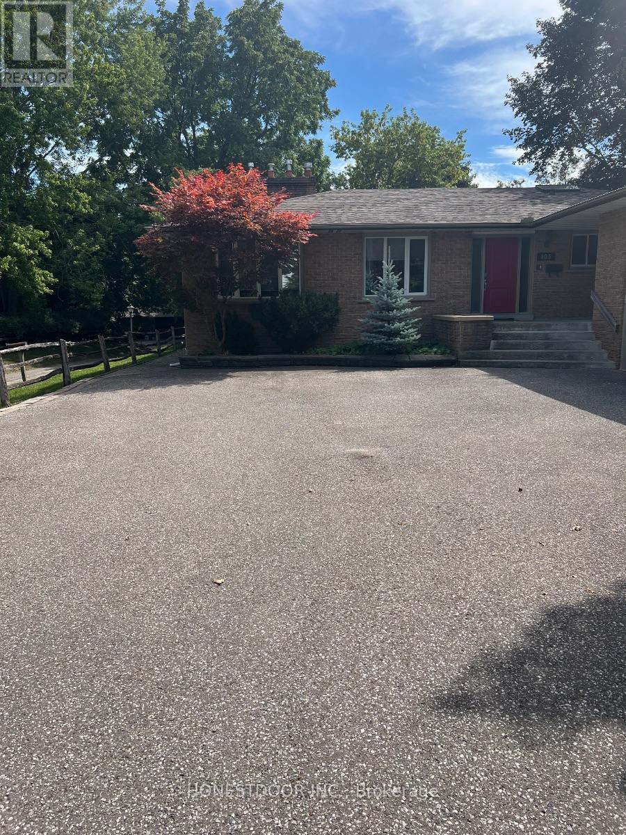 Property at 103 ROBINSON STREET image 1