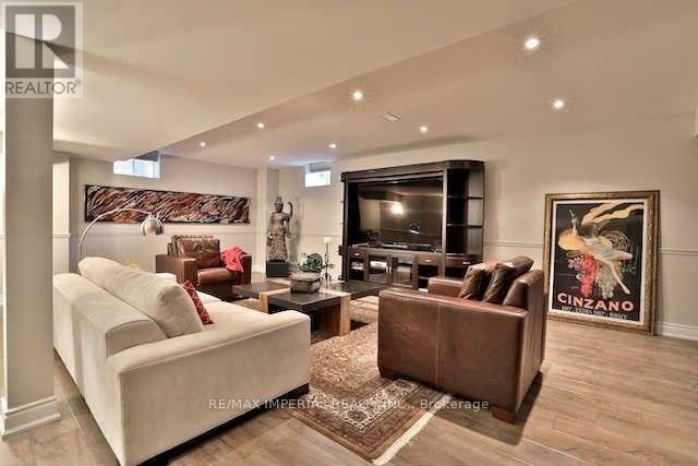 4 Plunkett Court, Barrie, Ontario  L4N 6M3 - Photo 16 - S12389867