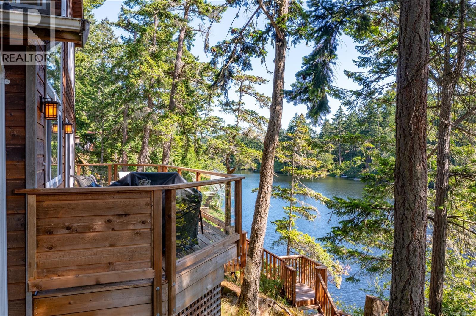 4839 Buccaneers Rd, Pender Island, British Columbia
