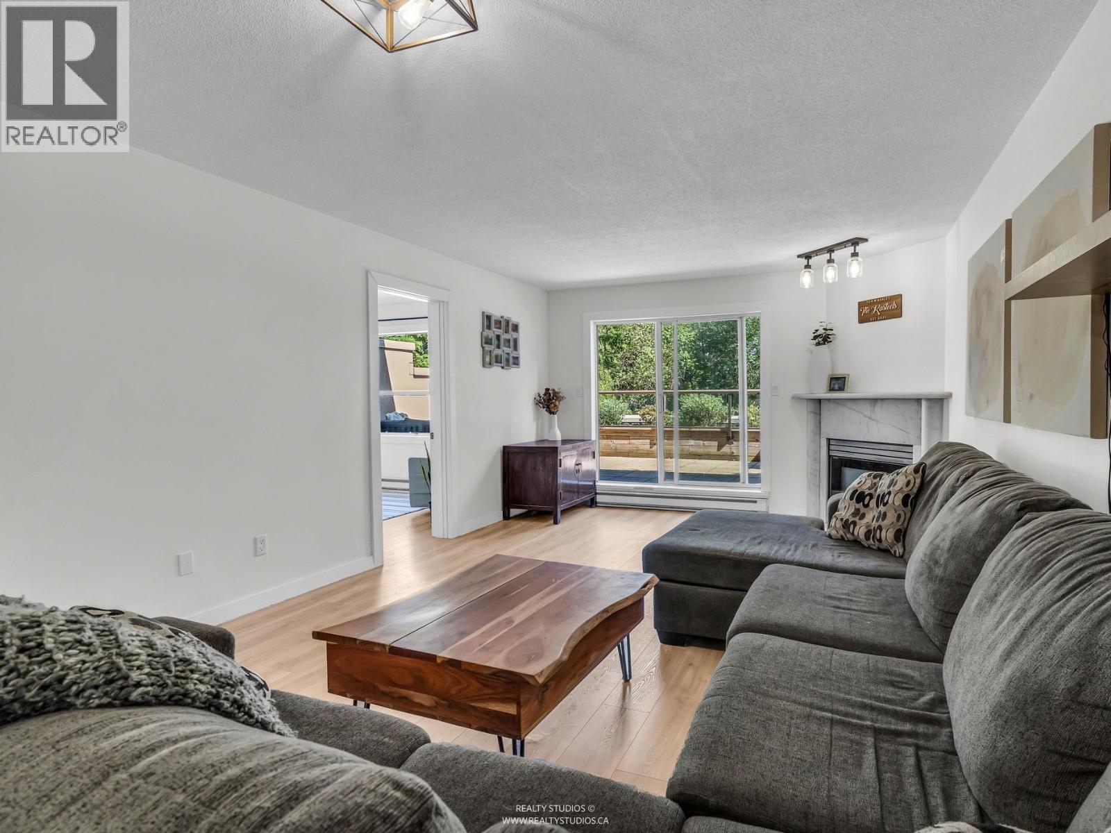 305 1500 Ostler Court, North Vancouver, British Columbia  V7G 2S2 - Photo 13 - R3044260