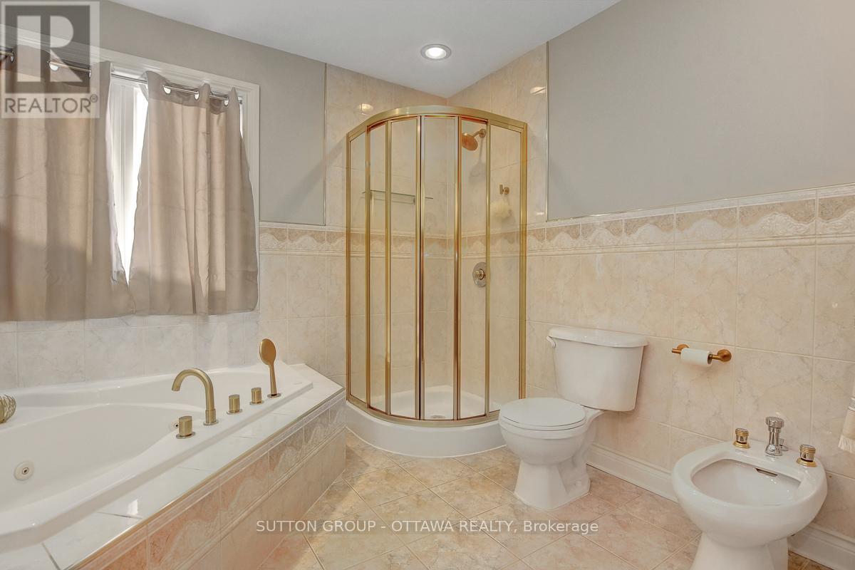 6472 Beausejour Drive S, Ottawa, Ontario  K1C 6V5 - Photo 22 - X12389938