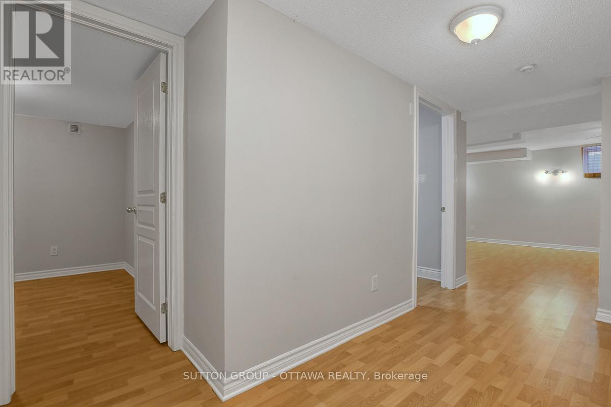 6472 Beausejour Drive S, Ottawa, Ontario  K1C 6V5 - Photo 28 - X12389938