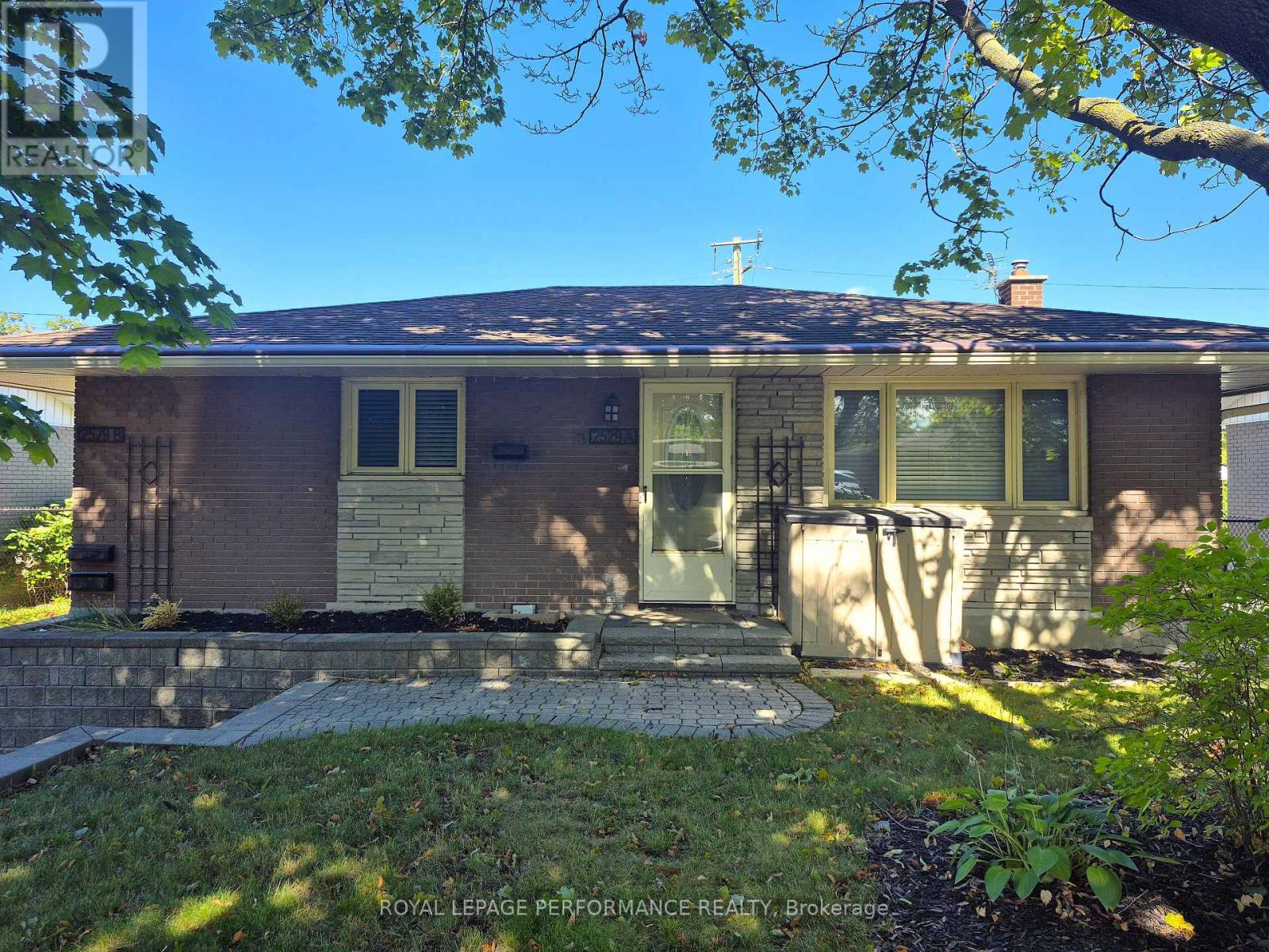 A - 2529 Roman Avenue, Ottawa, Ontario  K2B 7X8 - Photo 2 - X12389990