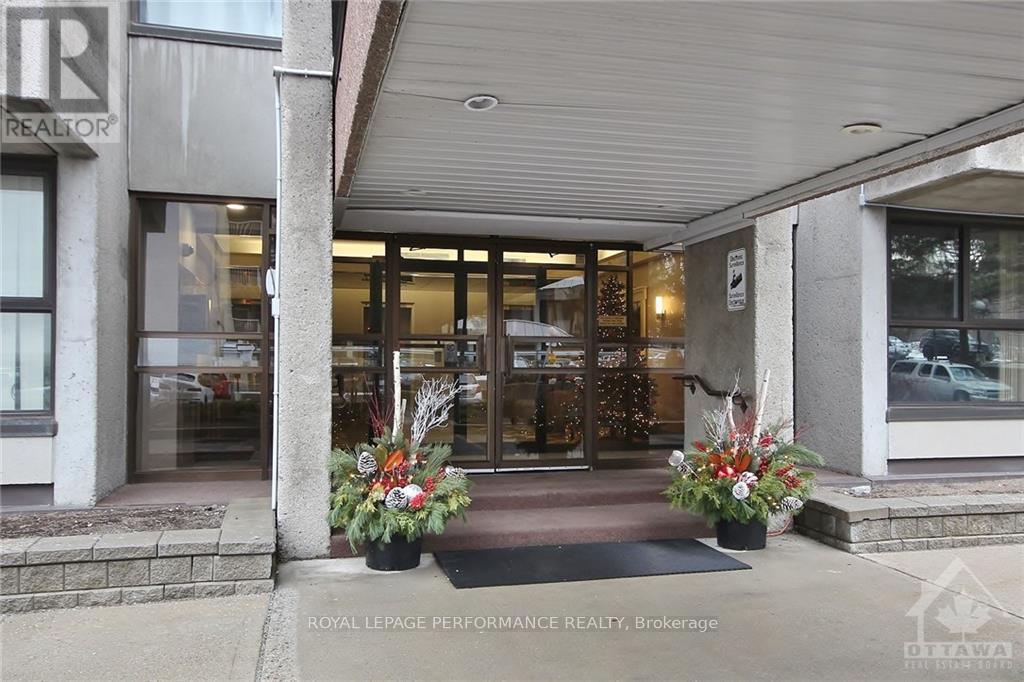 1102 - 1785 Frobisher Lane, Ottawa, Ontario  K1G 3T7 - Photo 2 - X12389992
