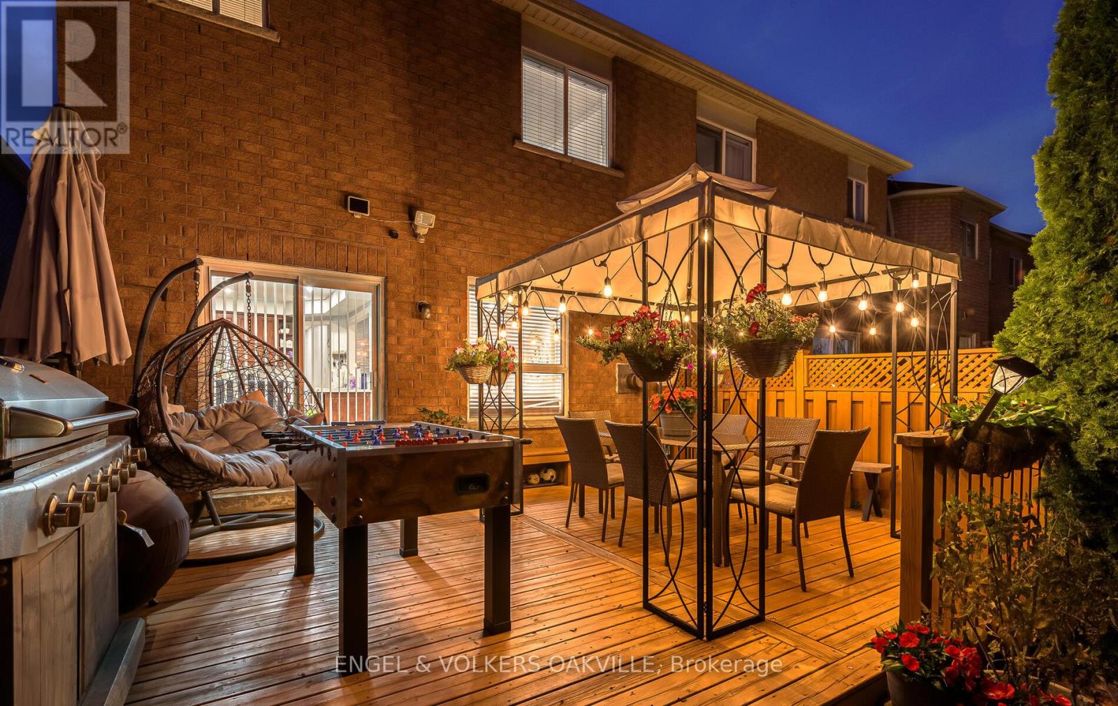 3976 Freeman Terrace, Mississauga, Ontario  L5M 6R1 - Photo 5 - W12389920