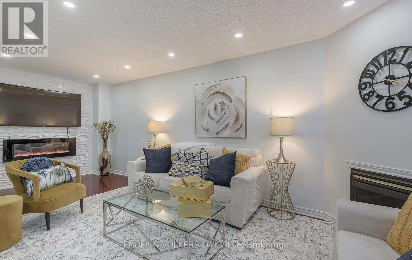 3976 Freeman Terrace, Mississauga, Ontario  L5M 6R1 - Photo 9 - W12389920