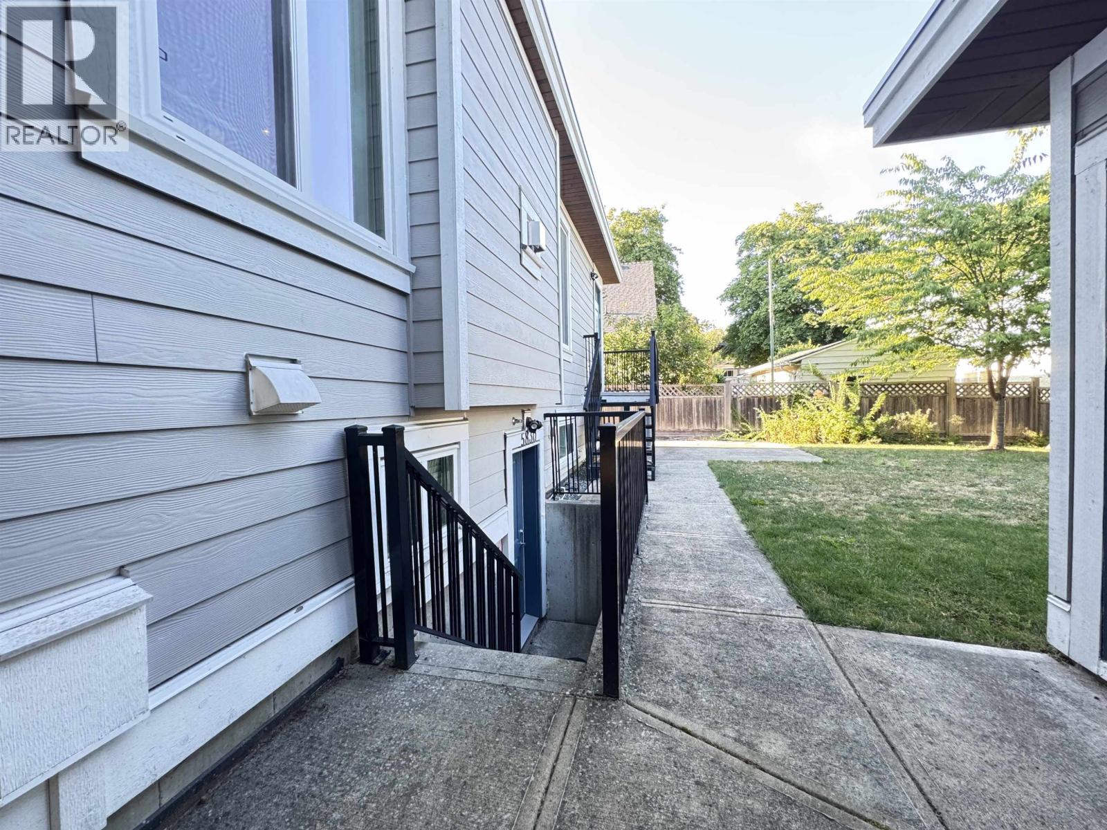 5828 Quebec Street, Vancouver, British Columbia  V5W 2N9 - Photo 30 - R3035003