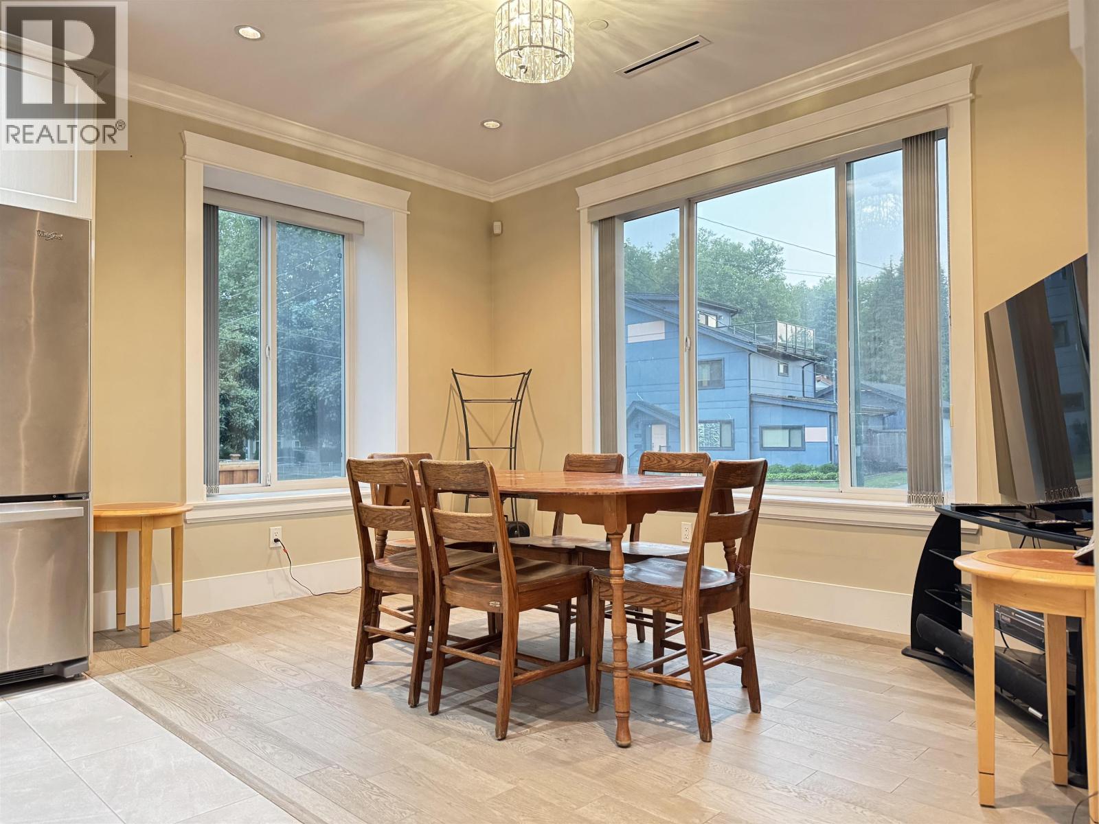 5828 Quebec Street, Vancouver, British Columbia  V5W 2N9 - Photo 5 - R3035003