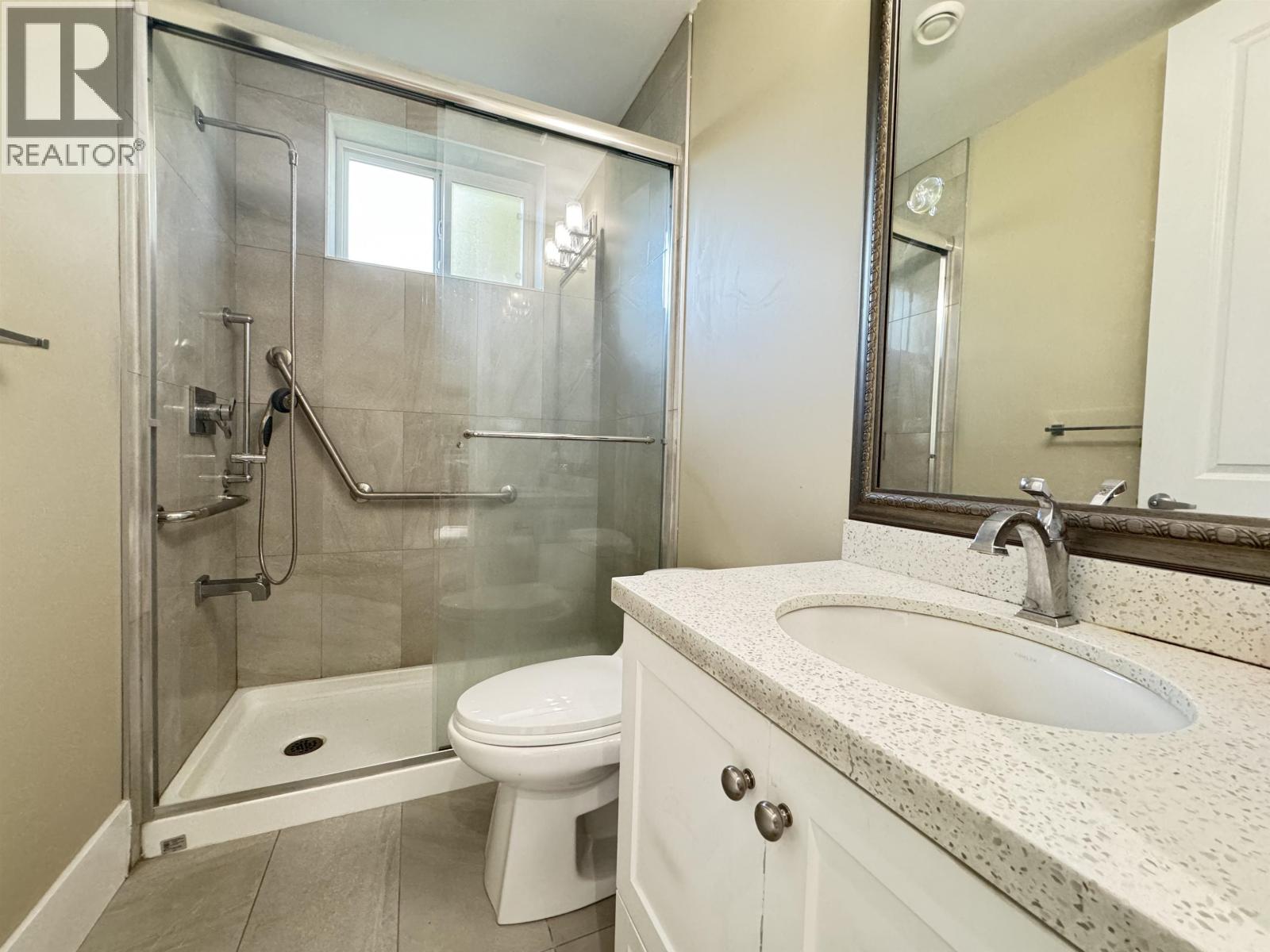 5828 Quebec Street, Vancouver, British Columbia  V5W 2N9 - Photo 9 - R3035003