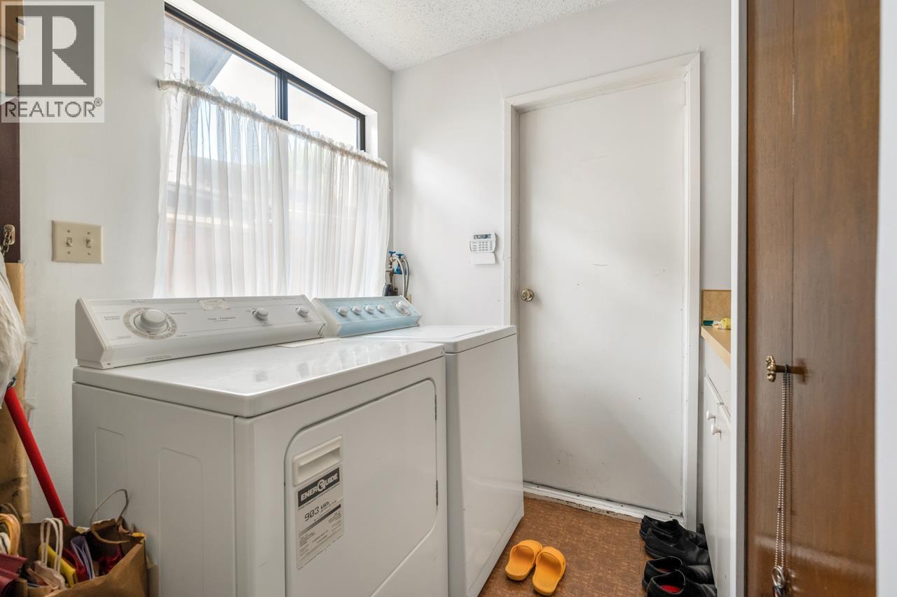 10613 Yarmish Drive, Richmond, British Columbia  V7E 5E6 - Photo 25 - R3044980