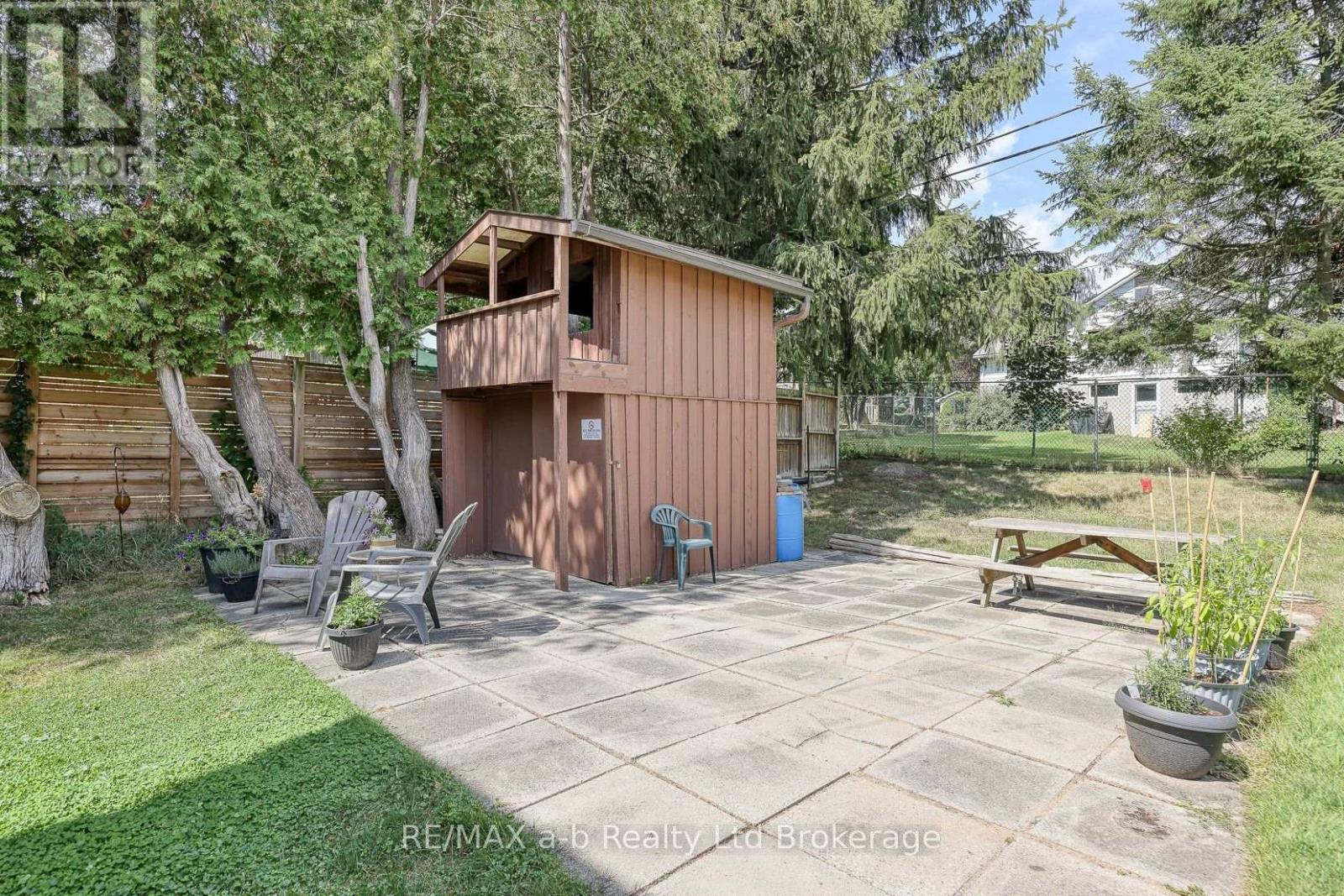 135 Canterbury Street, Ingersoll, Ontario  N5C 1E1 - Photo 13 - X12389981
