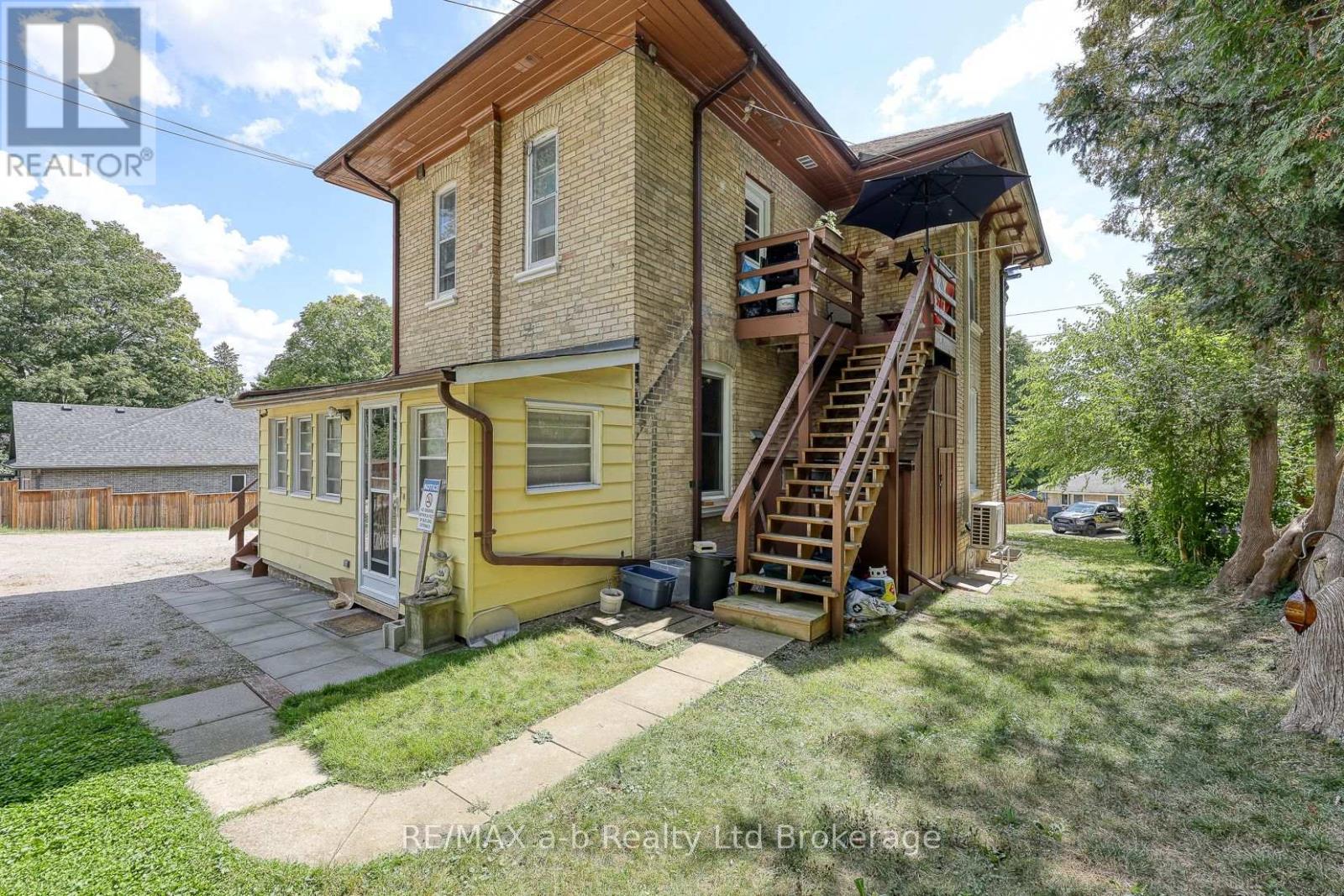 135 Canterbury Street, Ingersoll, Ontario  N5C 1E1 - Photo 14 - X12389981