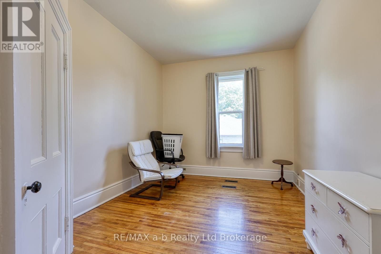 135 Canterbury Street, Ingersoll, Ontario  N5C 1E1 - Photo 29 - X12389981