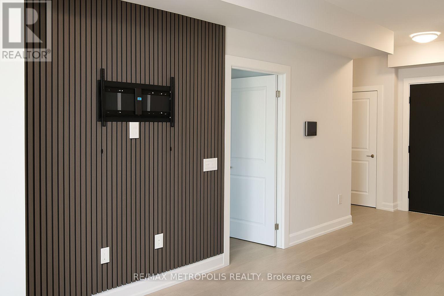 515 - 3220 William Coltson Avenue, Oakville, Ontario  L6H 7X9 - Photo 16 - W12389135