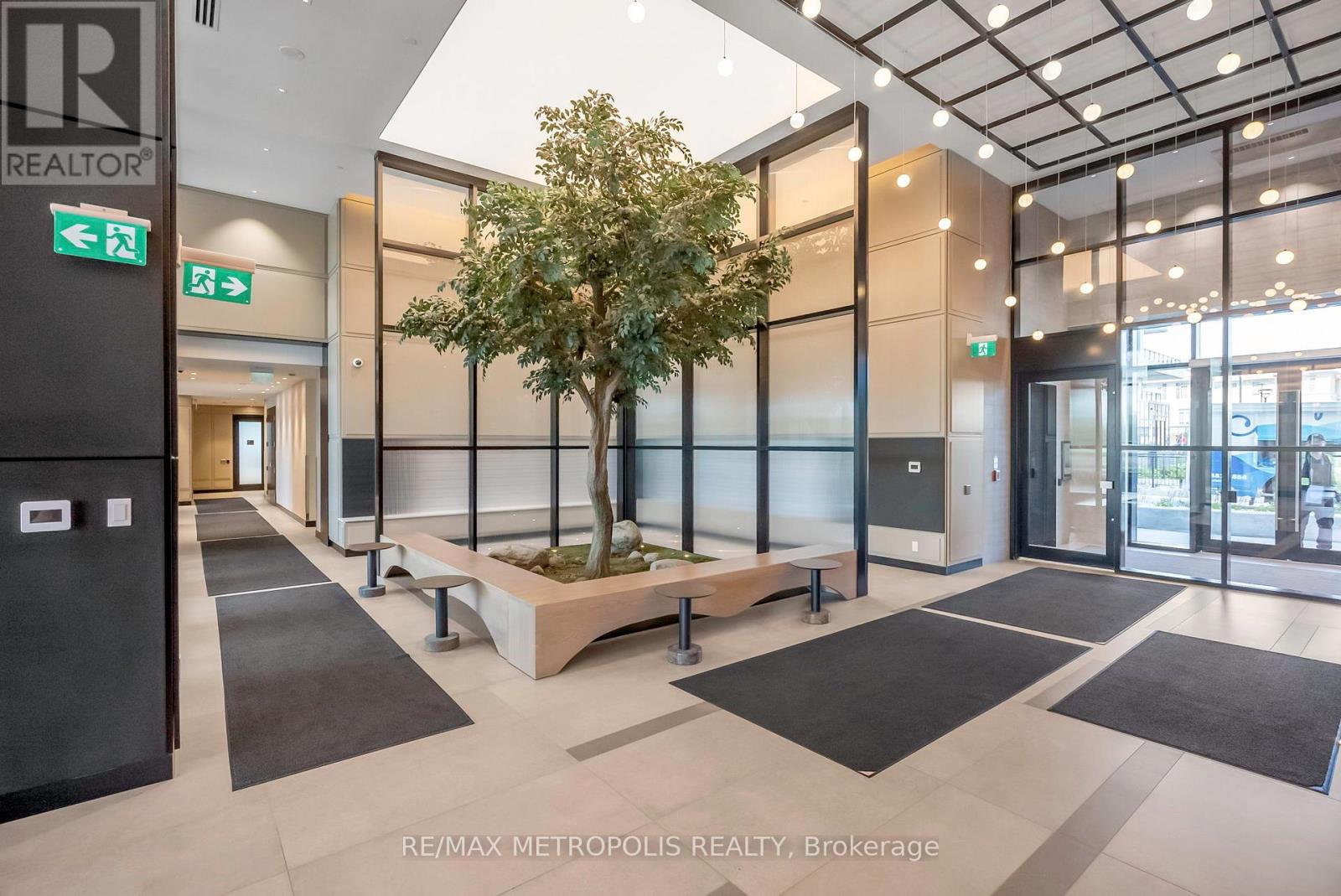 515 - 3220 William Coltson Avenue, Oakville, Ontario  L6H 7X9 - Photo 22 - W12389135