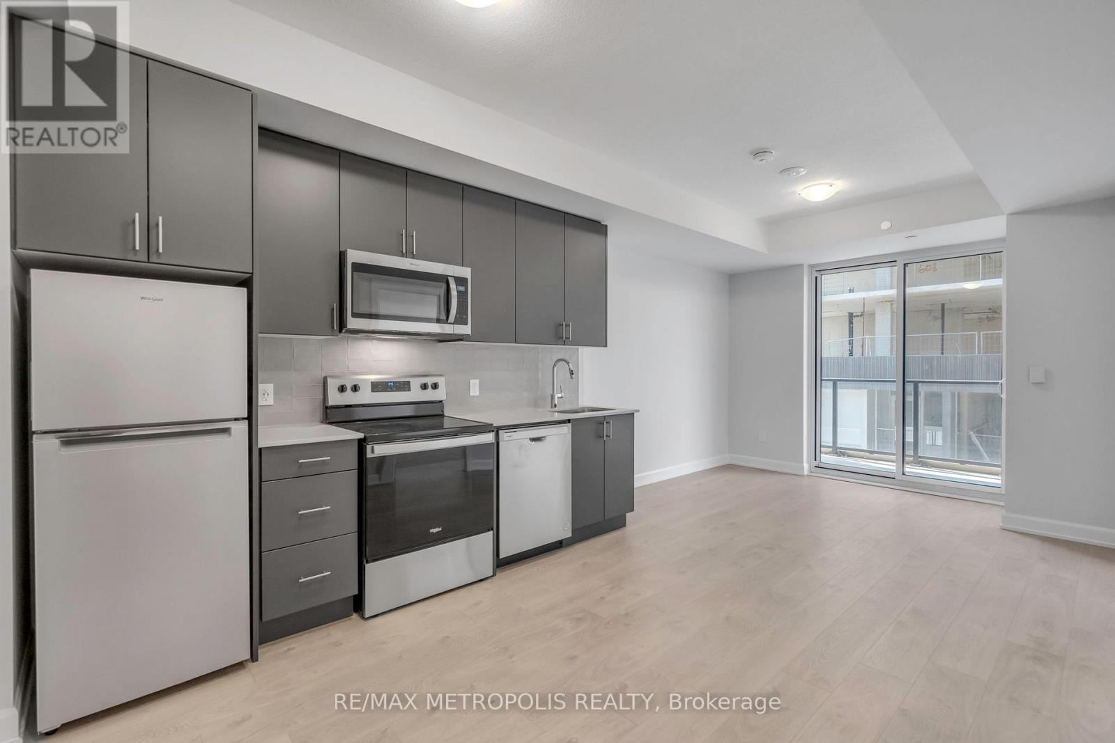 515 - 3220 William Coltson Avenue, Oakville, Ontario  L6H 7X9 - Photo 9 - W12389135