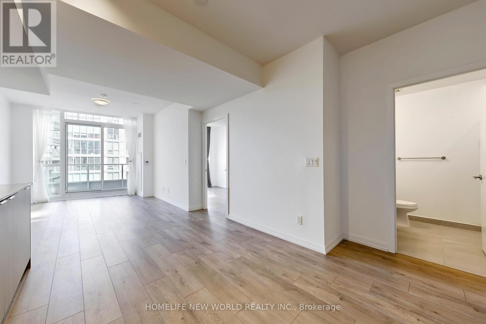501 - 38 Forest Manor Road, Toronto, Ontario  M2J 0H4 - Photo 10 - C12389932