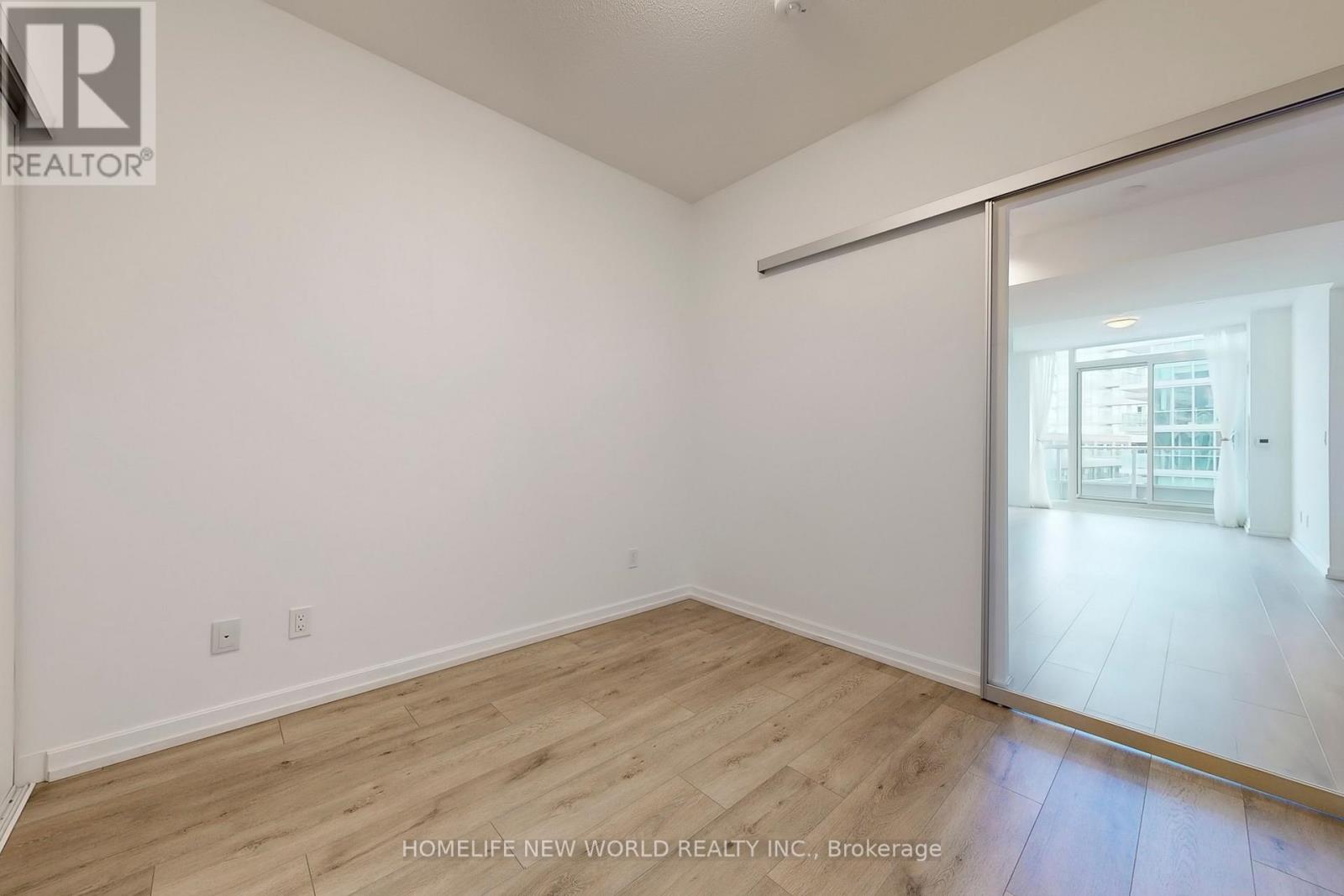 501 - 38 Forest Manor Road, Toronto, Ontario  M2J 0H4 - Photo 18 - C12389932