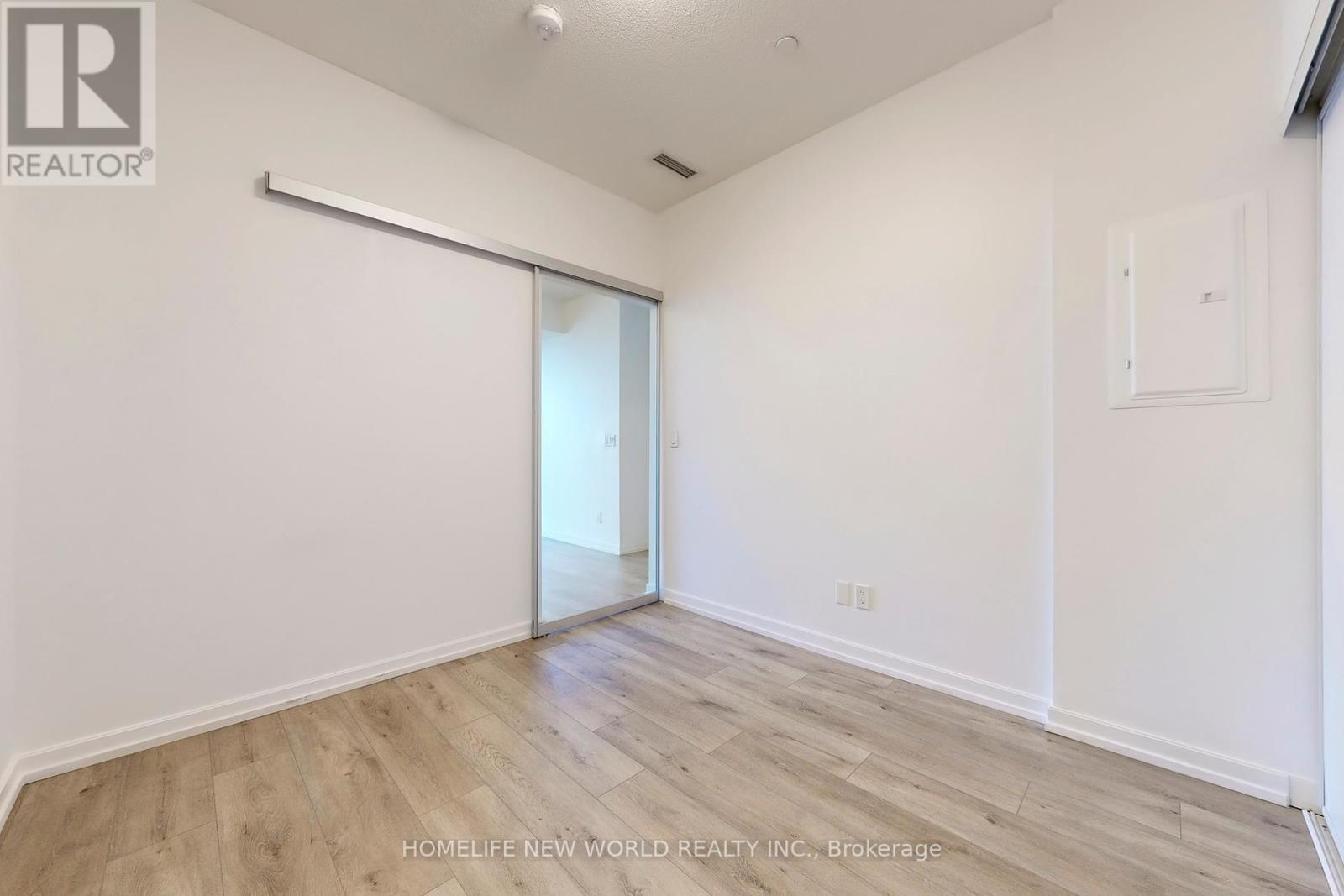 501 - 38 Forest Manor Road, Toronto, Ontario  M2J 0H4 - Photo 19 - C12389932