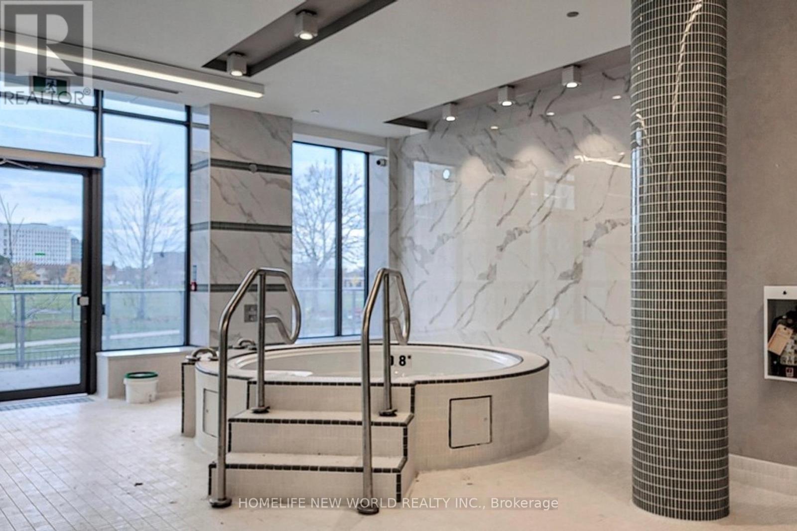 501 - 38 Forest Manor Road, Toronto, Ontario  M2J 0H4 - Photo 28 - C12389932
