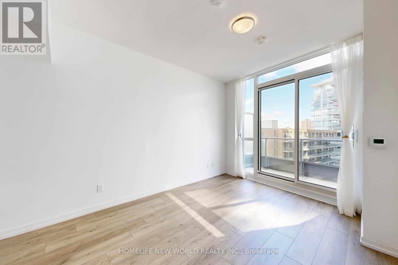 501 - 38 Forest Manor Road, Toronto, Ontario  M2J 0H4 - Photo 5 - C12389932