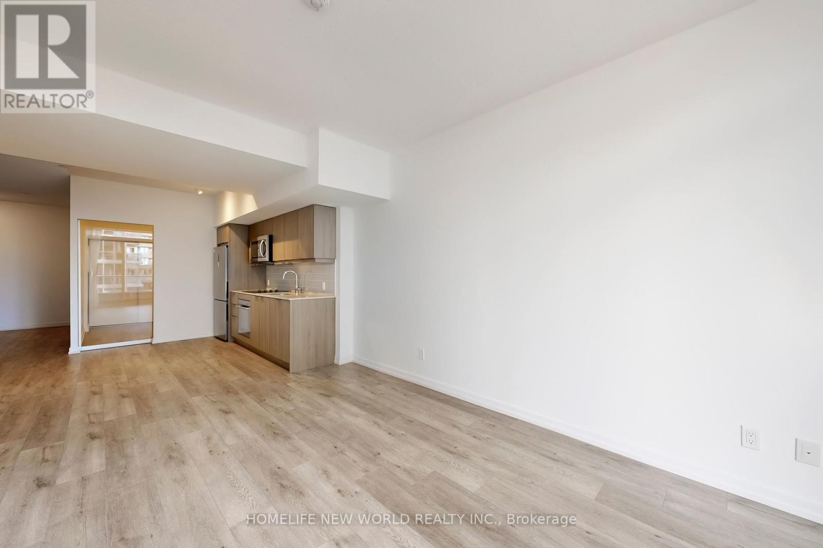 501 - 38 Forest Manor Road, Toronto, Ontario  M2J 0H4 - Photo 6 - C12389932