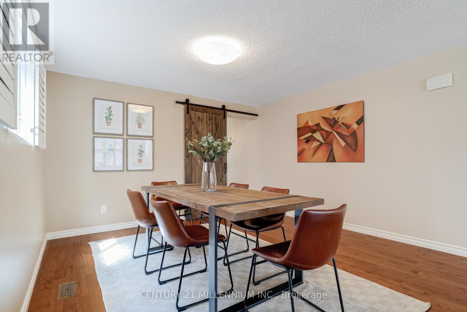 568 Dufferin Street, Toronto, Ontario  M6K 2A9 - Photo 10 - C12389949
