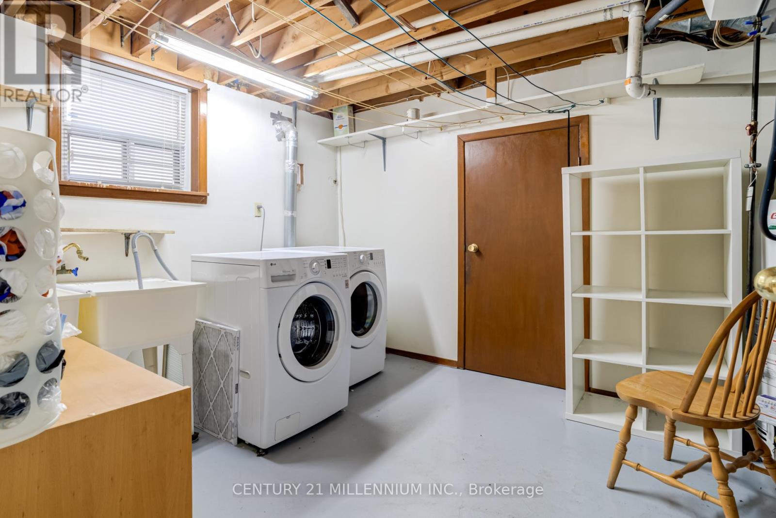 568 Dufferin Street, Toronto, Ontario  M6K 2A9 - Photo 23 - C12389949