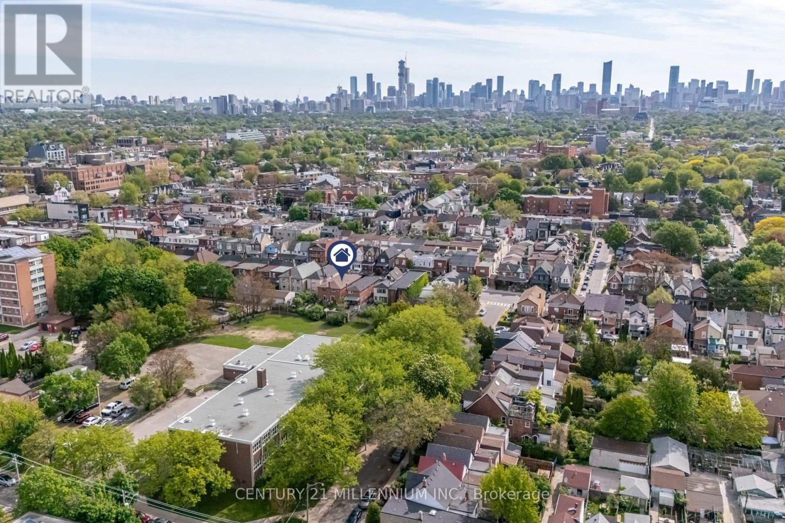 568 Dufferin Street, Toronto, Ontario  M6K 2A9 - Photo 37 - C12389949