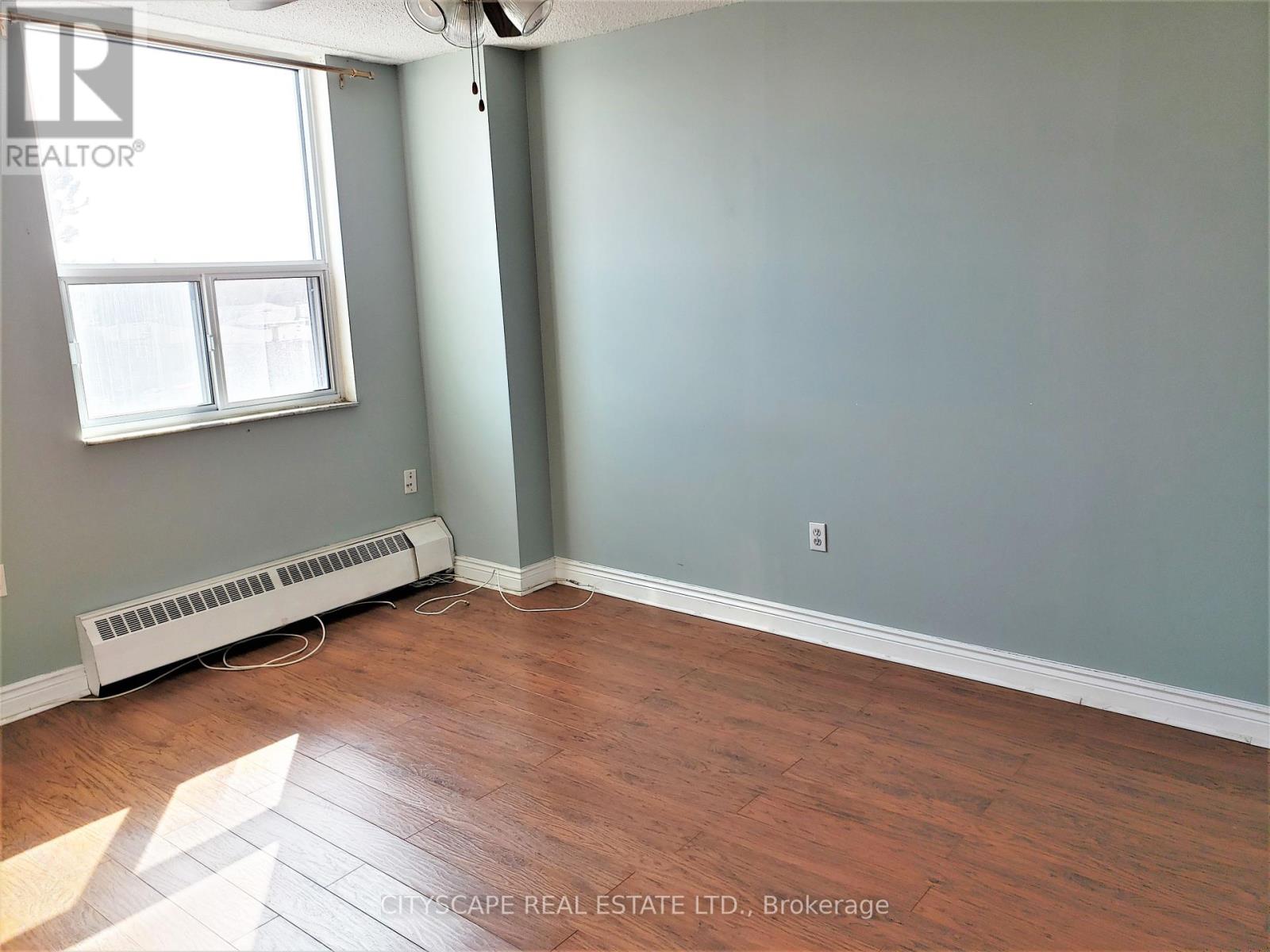 402 - 175 Hilda Avenue, Toronto, Ontario  M2M 1V8 - Photo 10 - C12389982