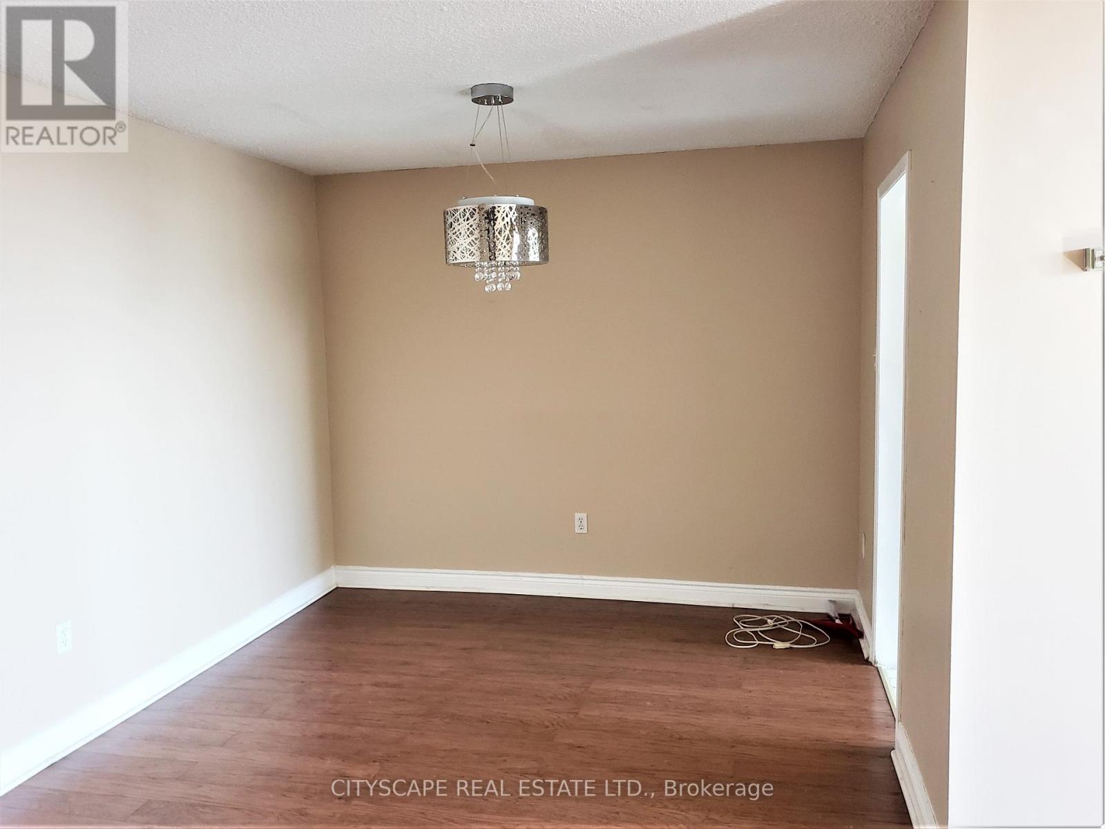 402 - 175 Hilda Avenue, Toronto, Ontario  M2M 1V8 - Photo 4 - C12389982