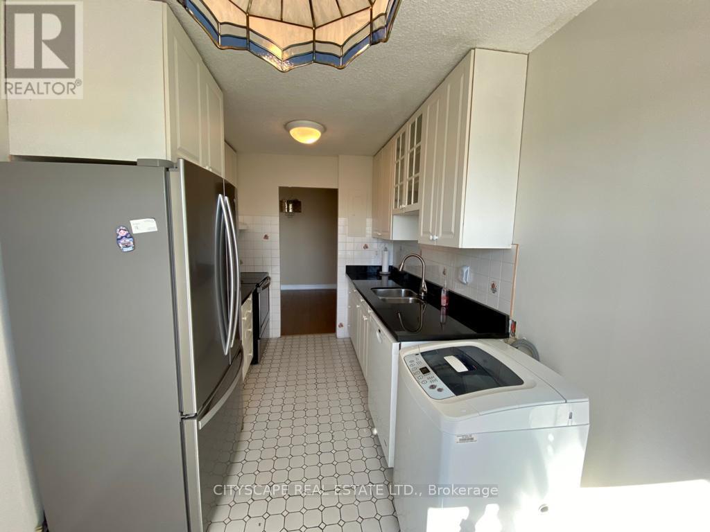 402 - 175 Hilda Avenue, Toronto, Ontario  M2M 1V8 - Photo 8 - C12389982
