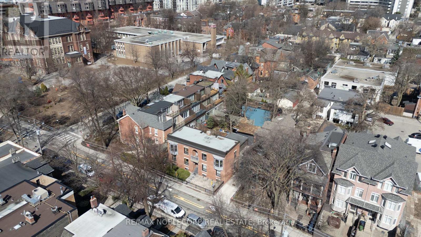 34 Winchester Street, Toronto, Ontario  M4X 1A7 - Photo 8 - C12390011