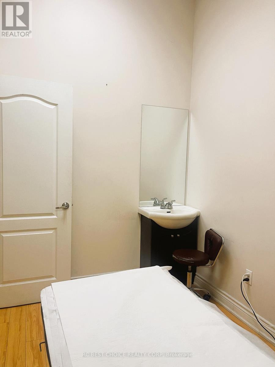 4 - 665 Markham Road, Toronto (Woburn), Ontario  M1H 2A4 - Photo 14 - E12389954