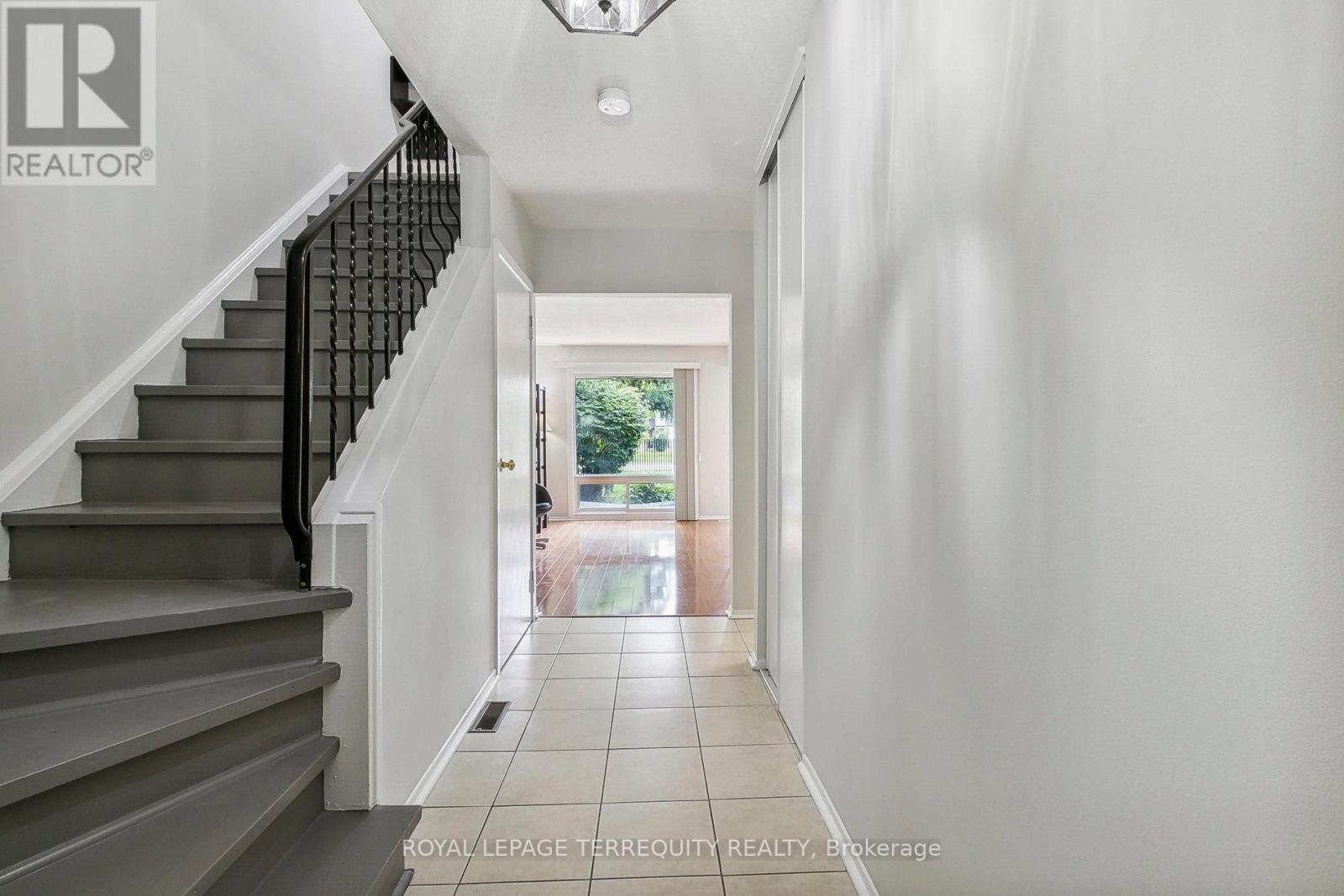 139 Huntingdale Boulevard, Toronto, Ontario  M1W 1T2 - Photo 5 - E12389994