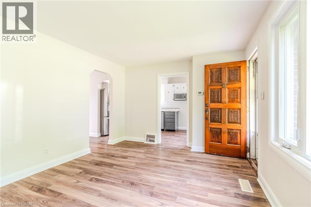 94 Beech Avenue, Cambridge, Ontario  N3C 1X5 - Photo 5 - 40767627