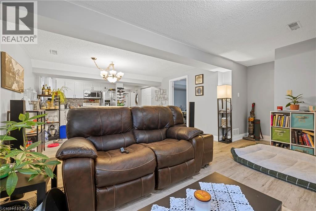 107 Horning Drive, Hamilton, Ontario  L9C 6L2 - Photo 25 - 40767625