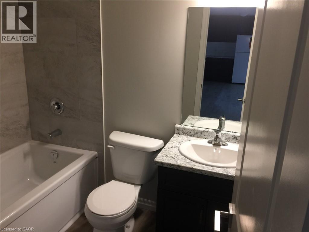 1965 Coronation Boulevard Unit# Basement, Cambridge, Ontario  N3H 3S1 - Photo 8 - 40767610