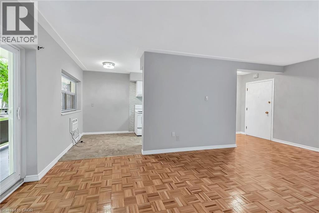 11 Woodman Drive S Unit# 103, Hamilton, Ontario  L8K 4E3 - Photo 8 - 40767365