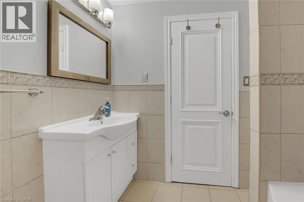 125 Valera Drive, Hamilton, Ontario  L8E 4S9 - Photo 44 - 40767229